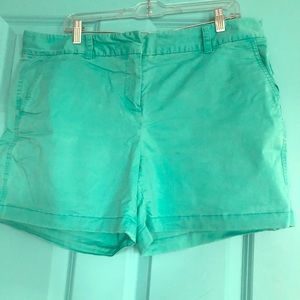 Vineyard Vines Teal 5” Everyday Shorts size 14